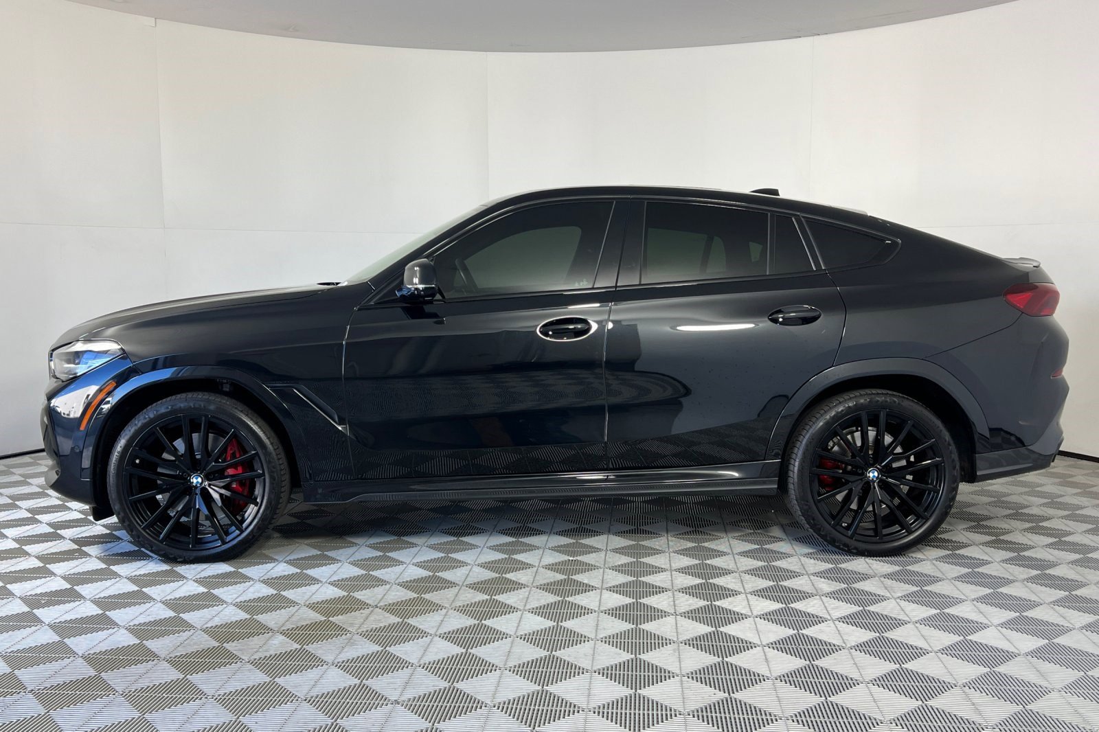 2023 Bmw X6 M50i photo 2