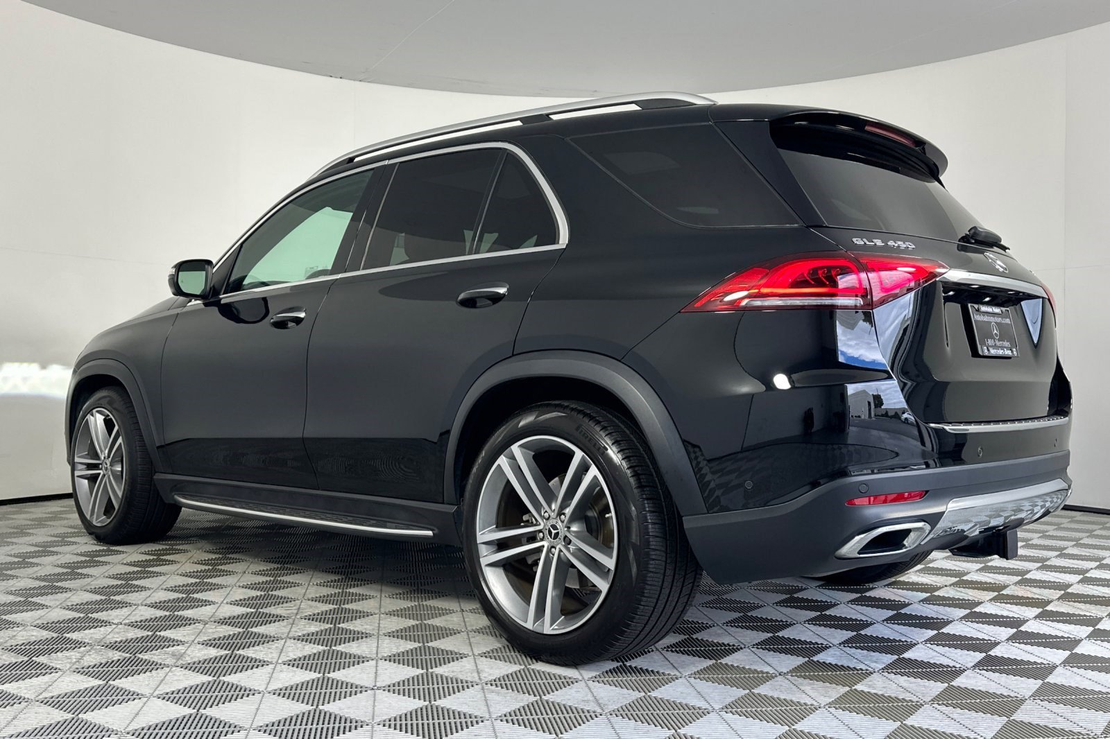 2022 Mercedes Benz GLE 450 4MATIC photo 3