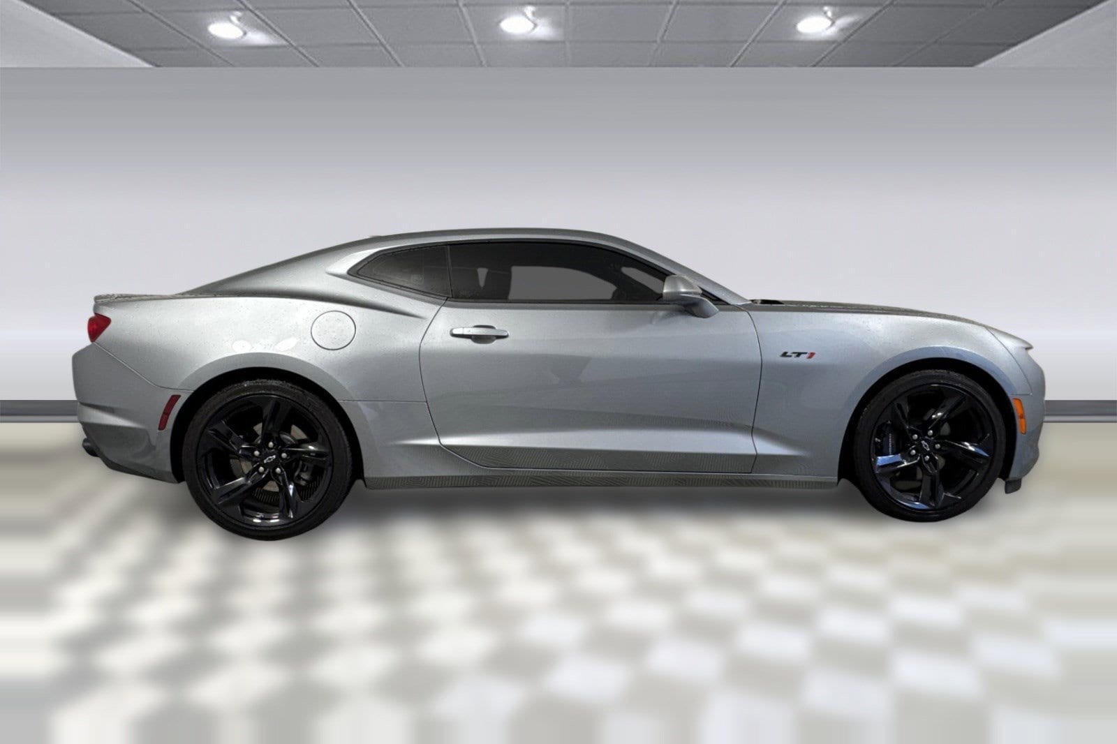 2023 Chevrolet Camaro photo 6
