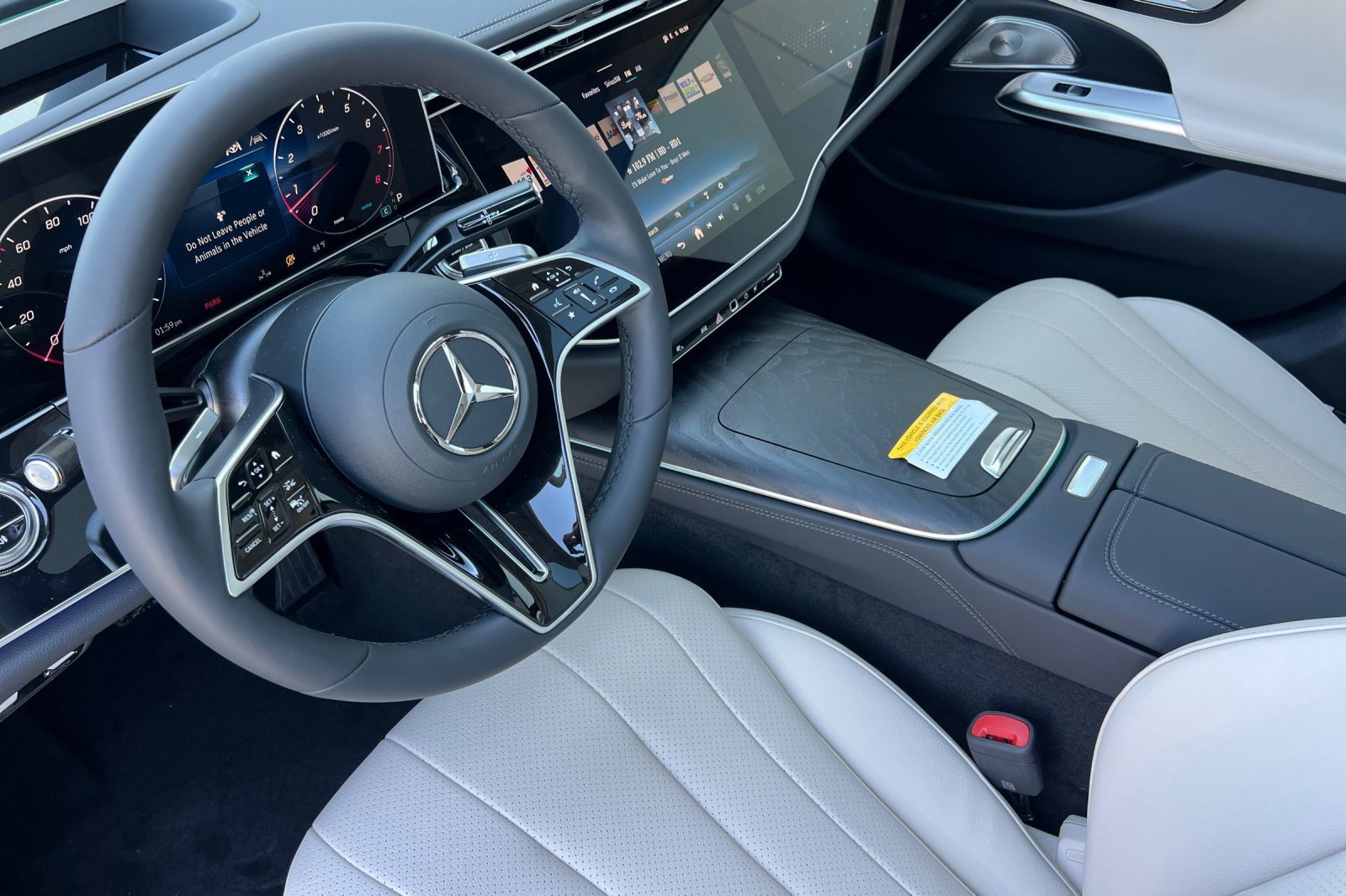 2026 Mercedes Benz E photo 4