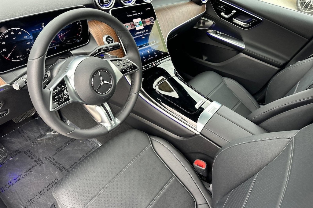 New 2025 Mercedes-Benz GLC 300 4MATIC SUV