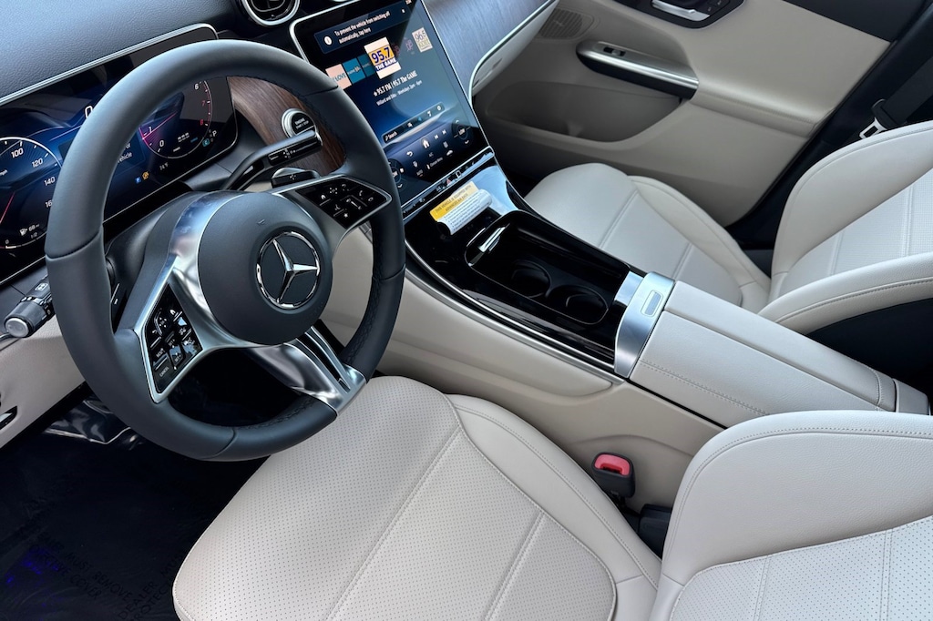 New 2027 Mercedes-Benz GLC 300 4MATIC SUV