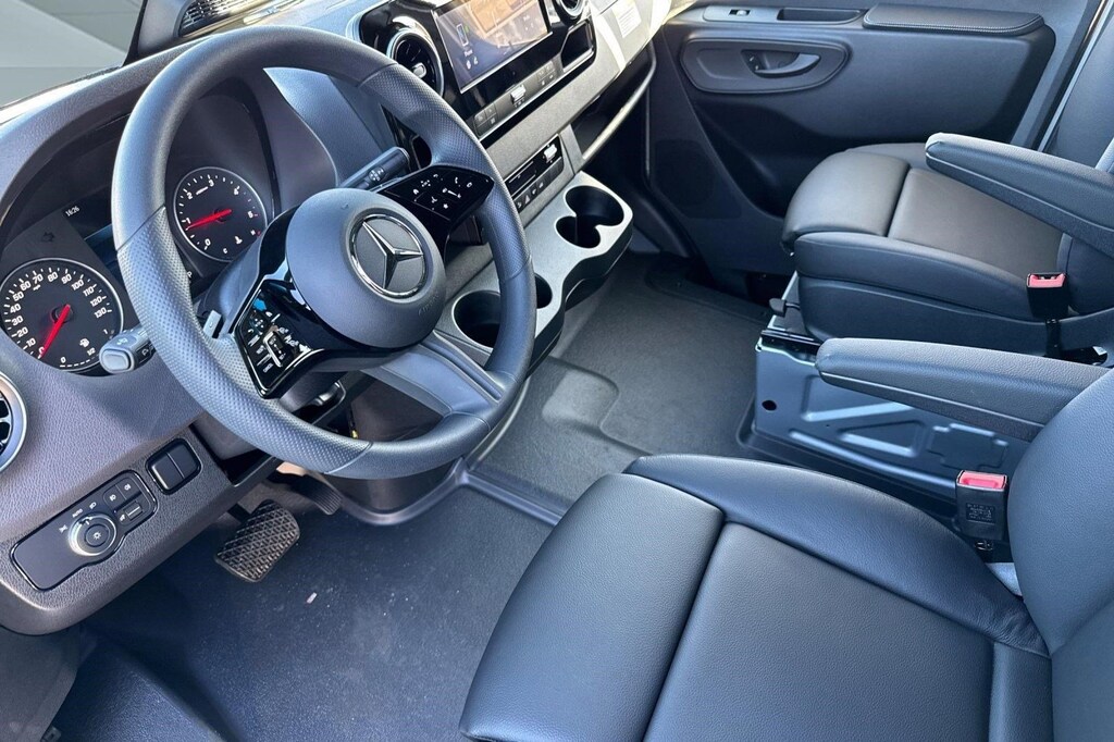 New 2026 Mercedes-Benz Sprinter 2500 Standard Roof 4-Cyl Diesel HO Van Cargo Van