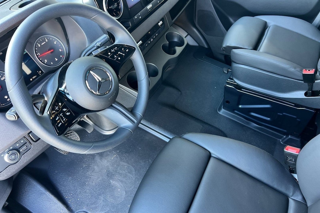 New 2026 Mercedes-Benz Sprinter 2500 Standard Roof 4-Cyl Diesel HO Van Cargo Van