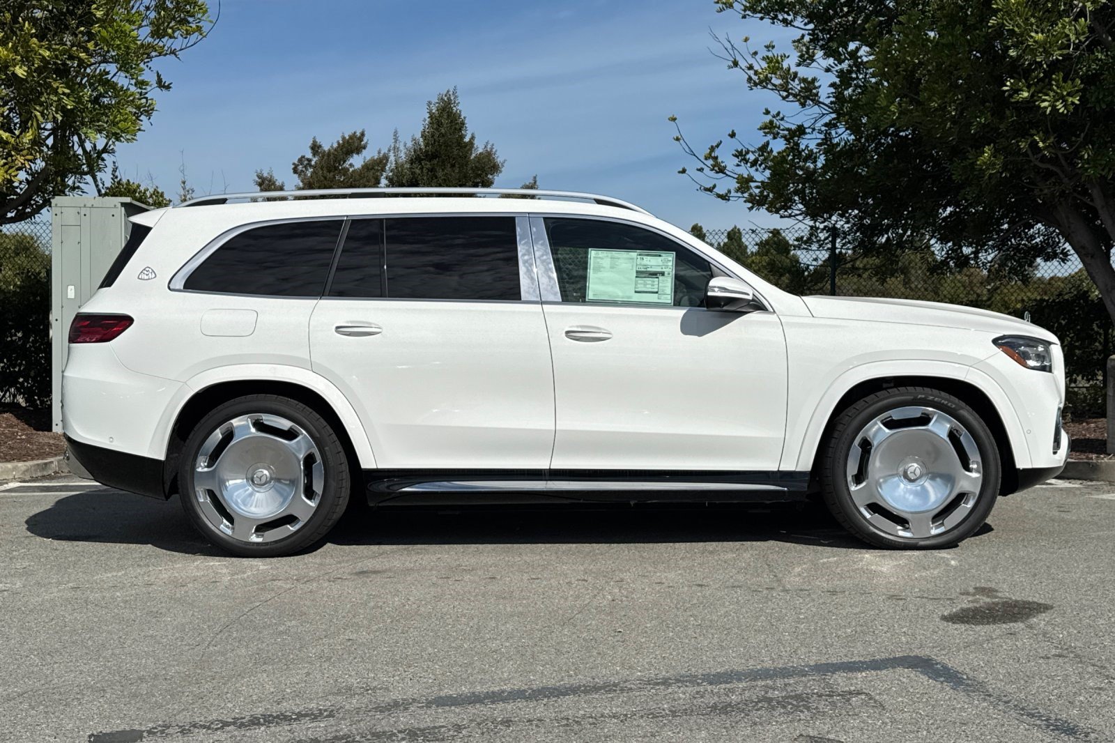 2026 Mercedes-Benz Maybach GLS 600 4MATIC SUV