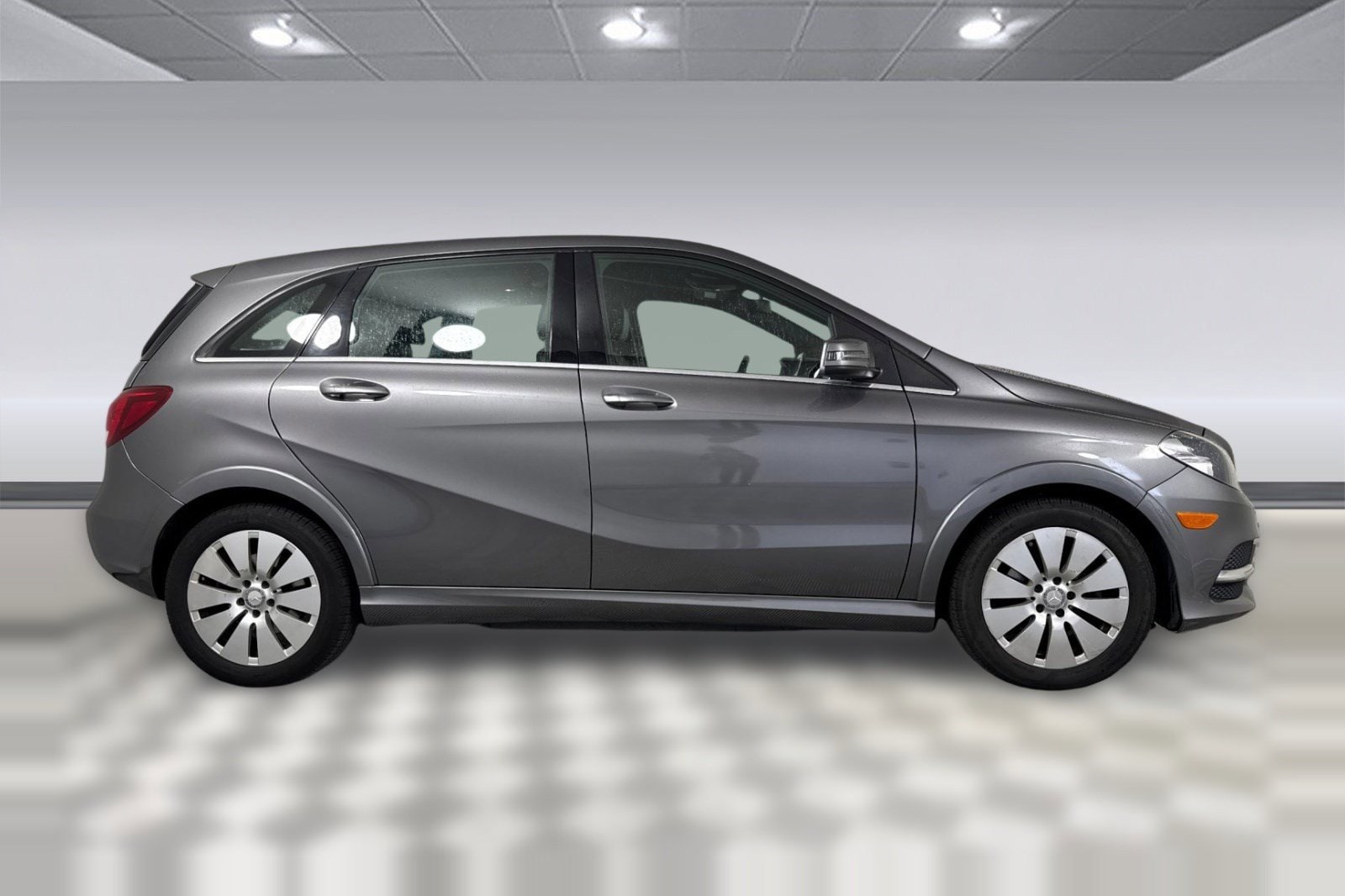 2016 Mercedes-Benz B-Class B 250e photo 6