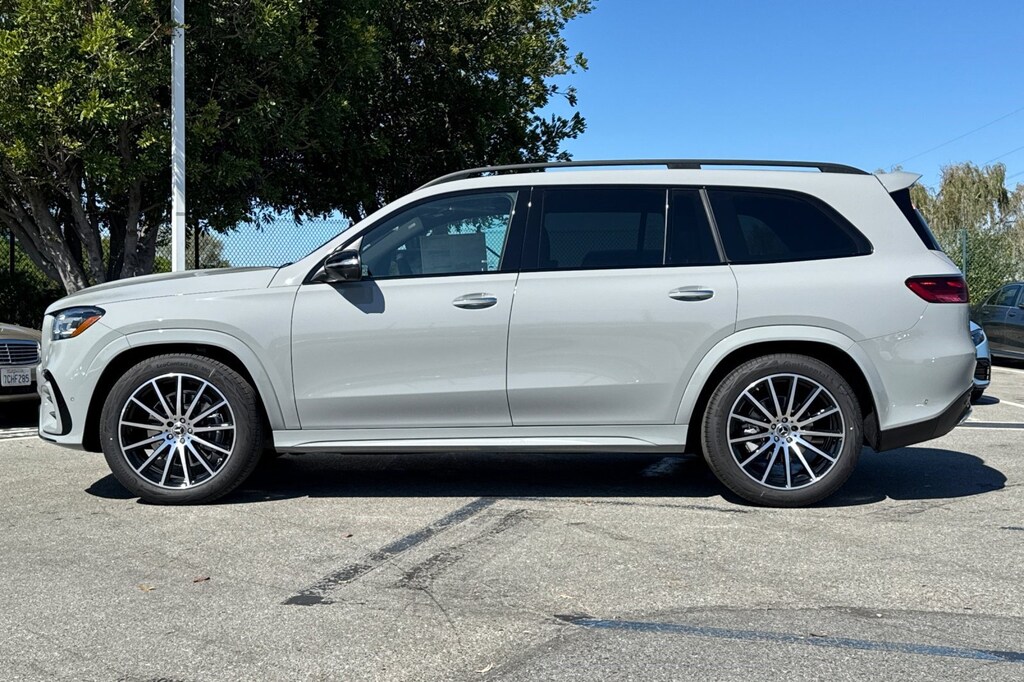 New 2026 Mercedes-Benz GLS 450 4MATIC SUV