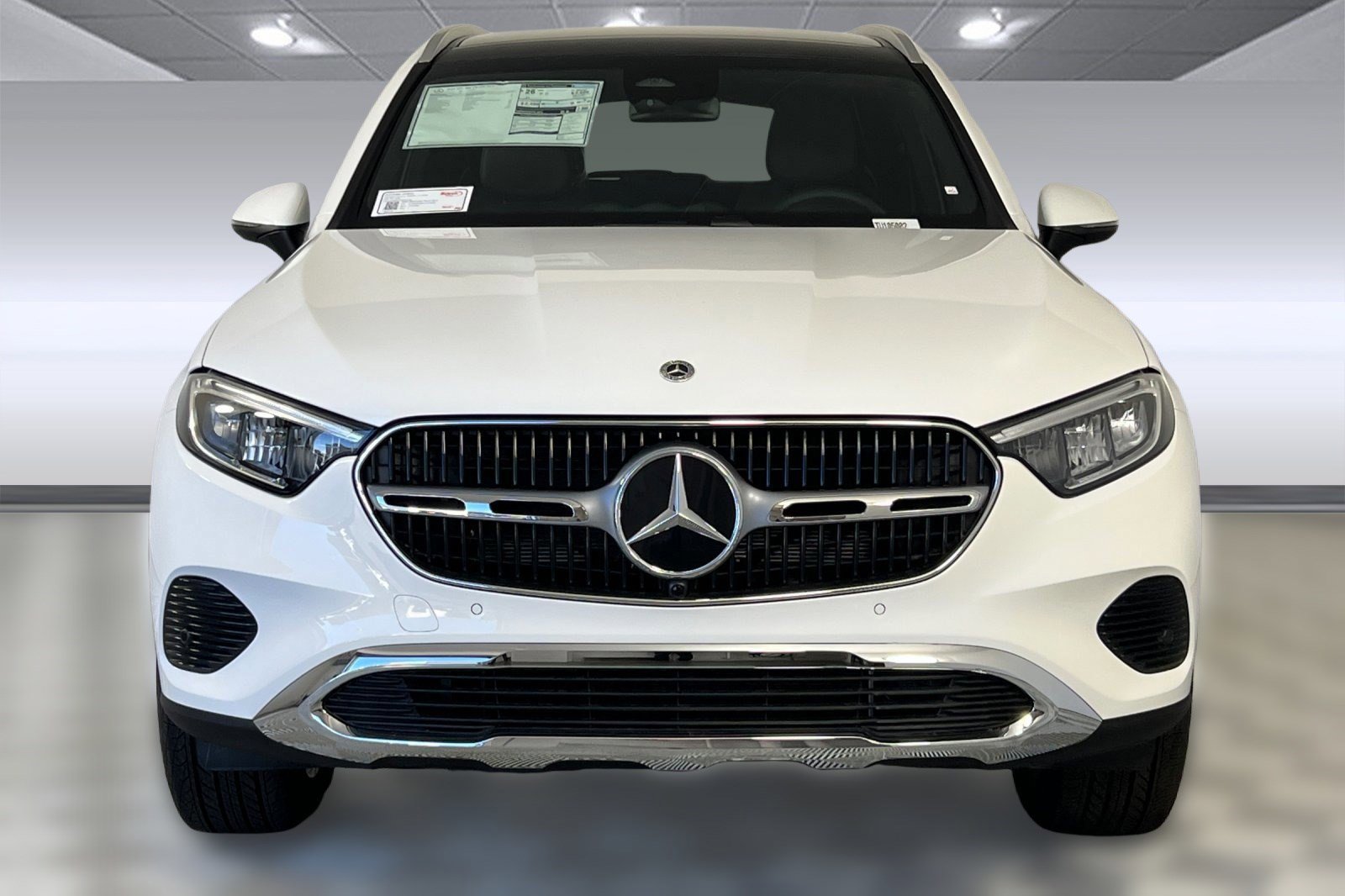 2026 Mercedes Benz GLC 300 4MATIC photo 4