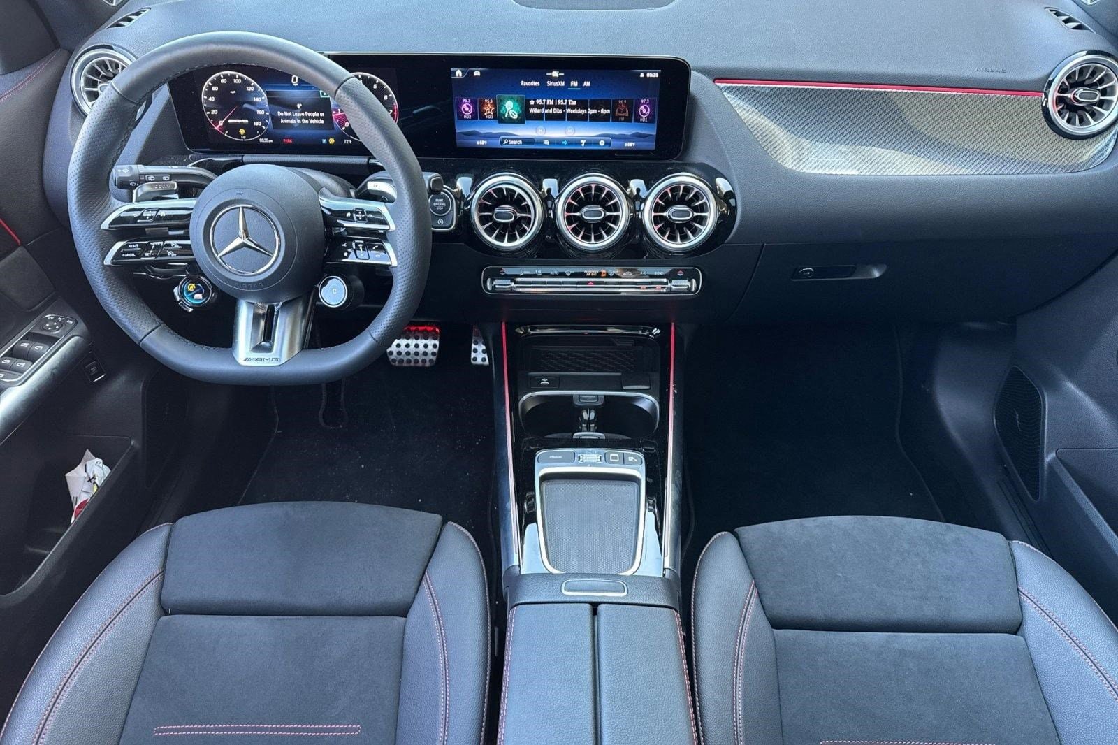 2025 Mercedes-Benz GLA GLA35 AMG - Photo 14