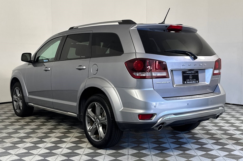 Used 2018 Dodge Journey Crossroad SUV