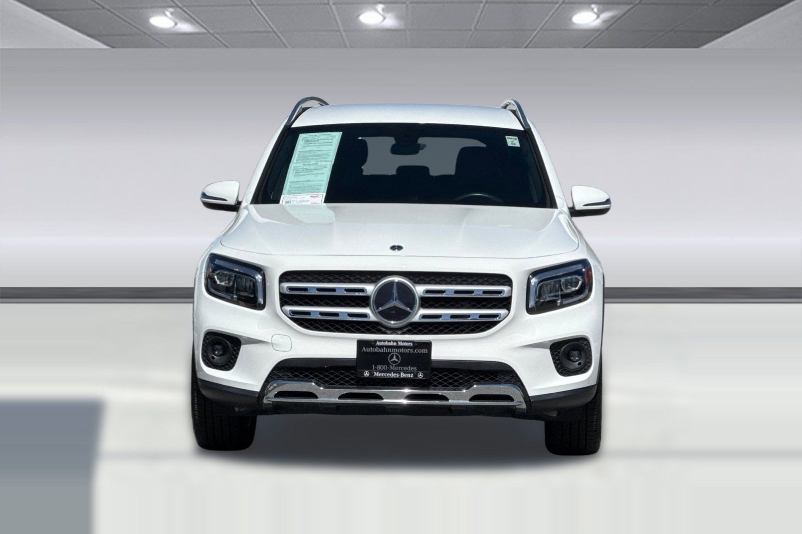 2021 Mercedes-Benz GLB 250 4MATIC photo 4