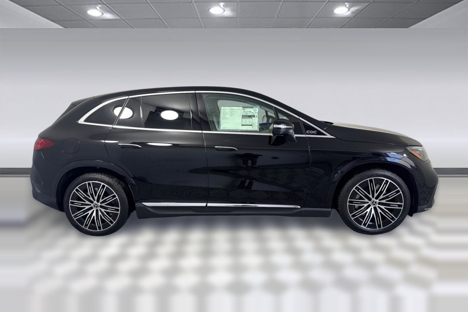 2026 Mercedes-Benz EQE 320+ photo 6