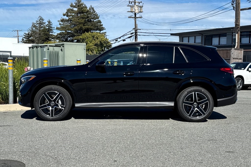New 2027 Mercedes-Benz GLC 300 4MATIC SUV
