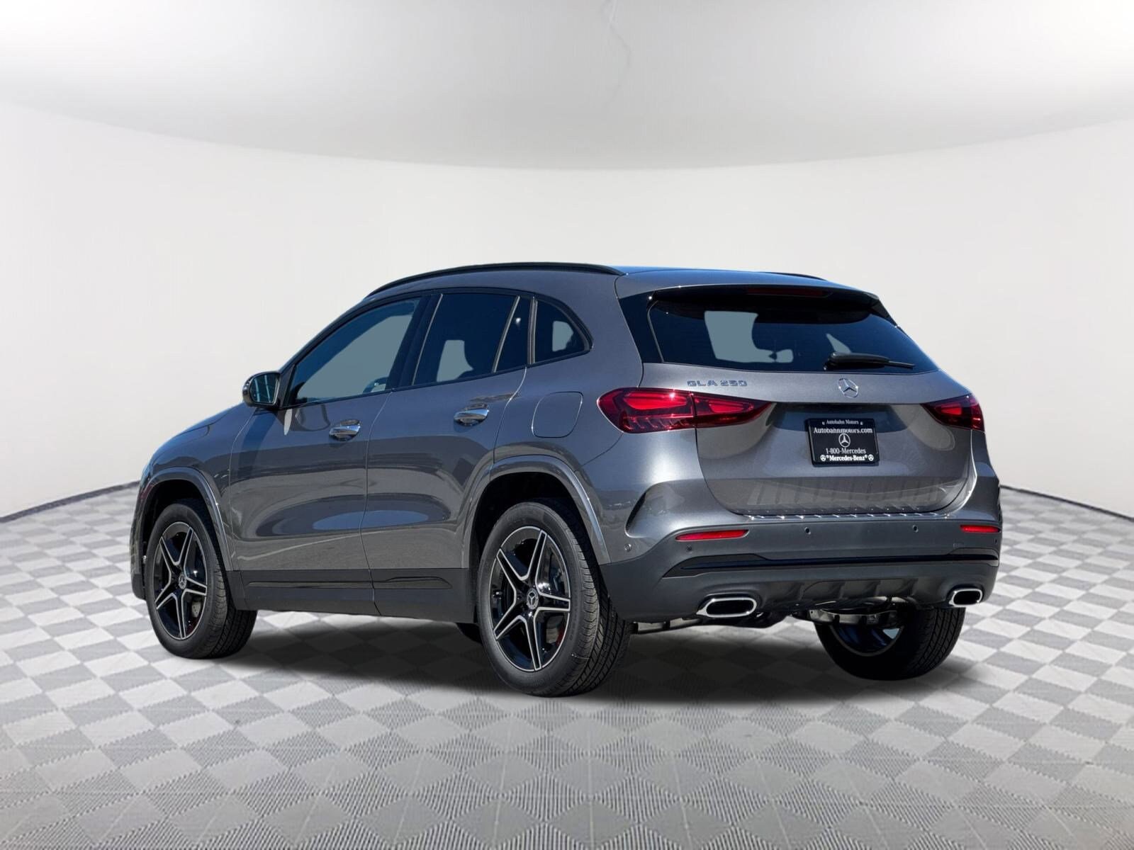 2026 Mercedes Benz GLA 250 photo 3