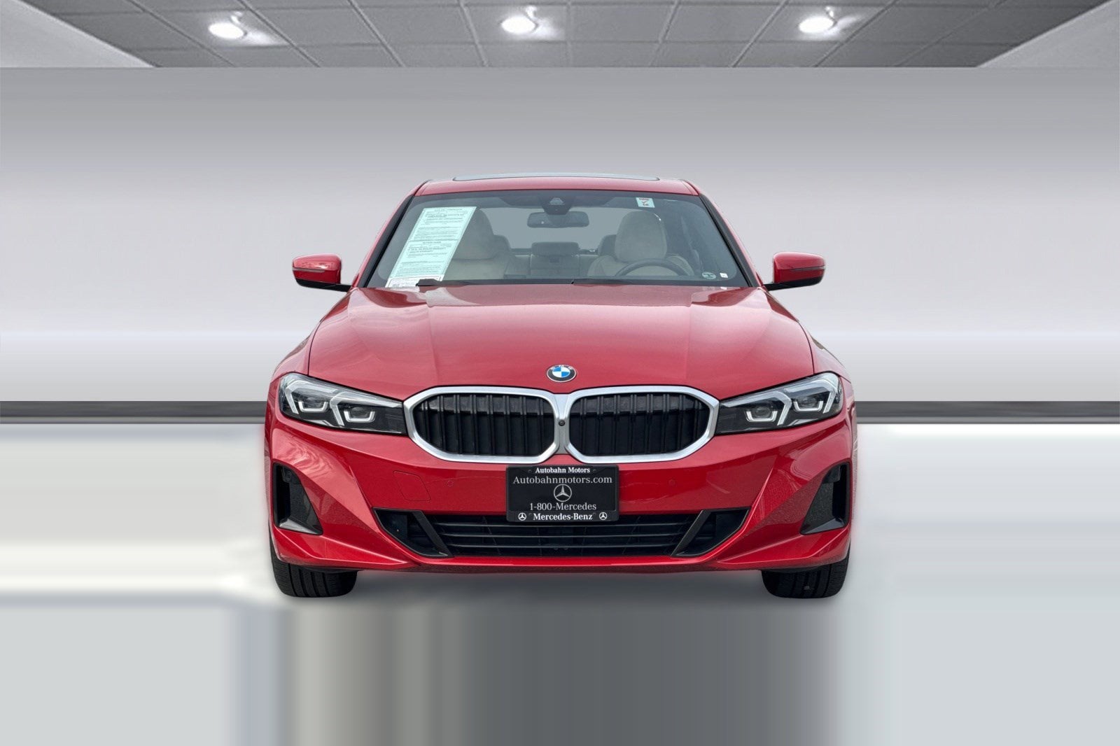 2024 BMW 330i photo 4
