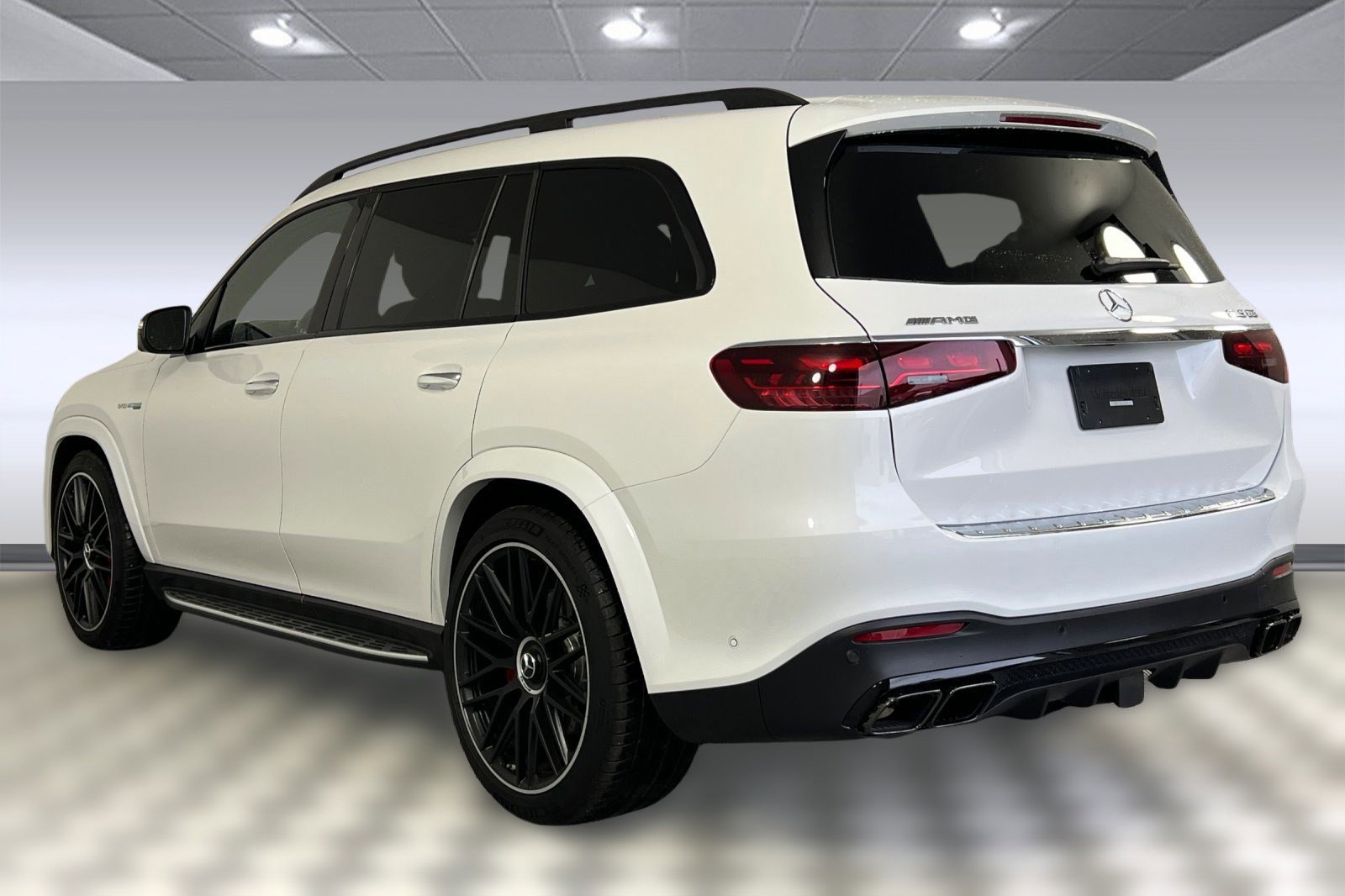 2025 Mercedes Benz GLS AMG 63 4MATIC photo 3