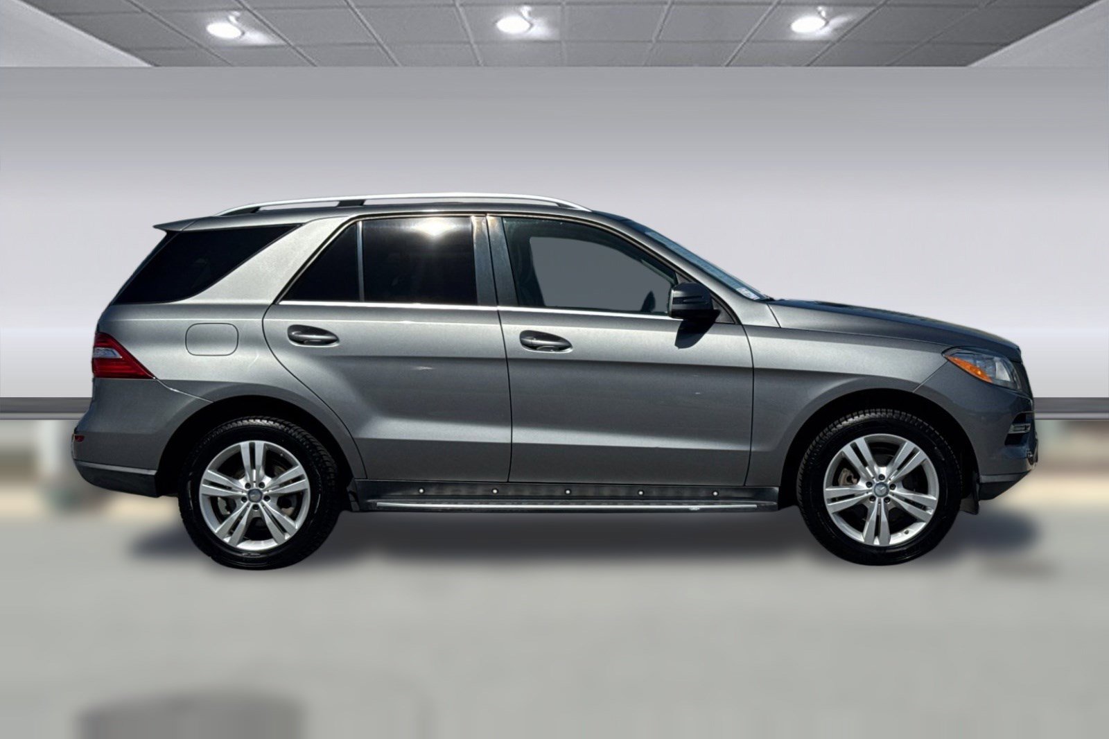2013 Mercedes-Benz M-Class ML 350 4MATIC photo 6