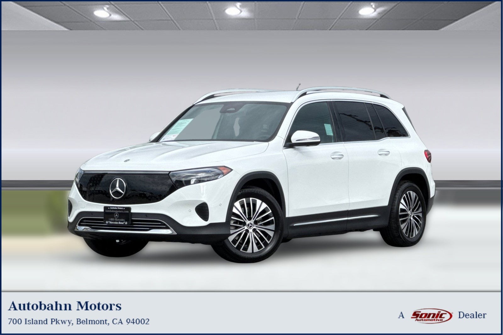 2025 Mercedes-Benz EQB EQB 300 4MATIC's photo