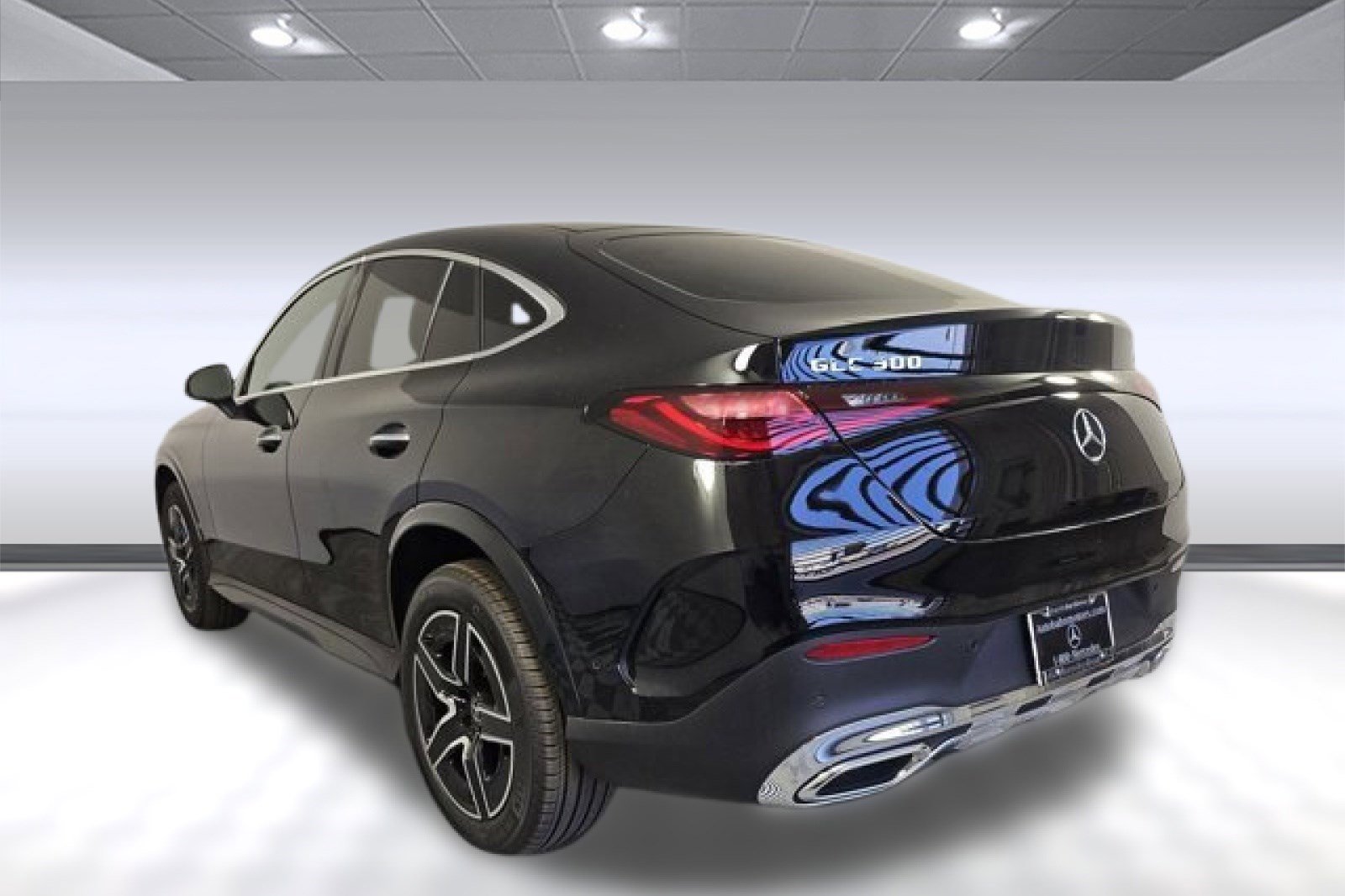 2025 Mercedes Benz GLC 300 4MATIC Coupe photo 2