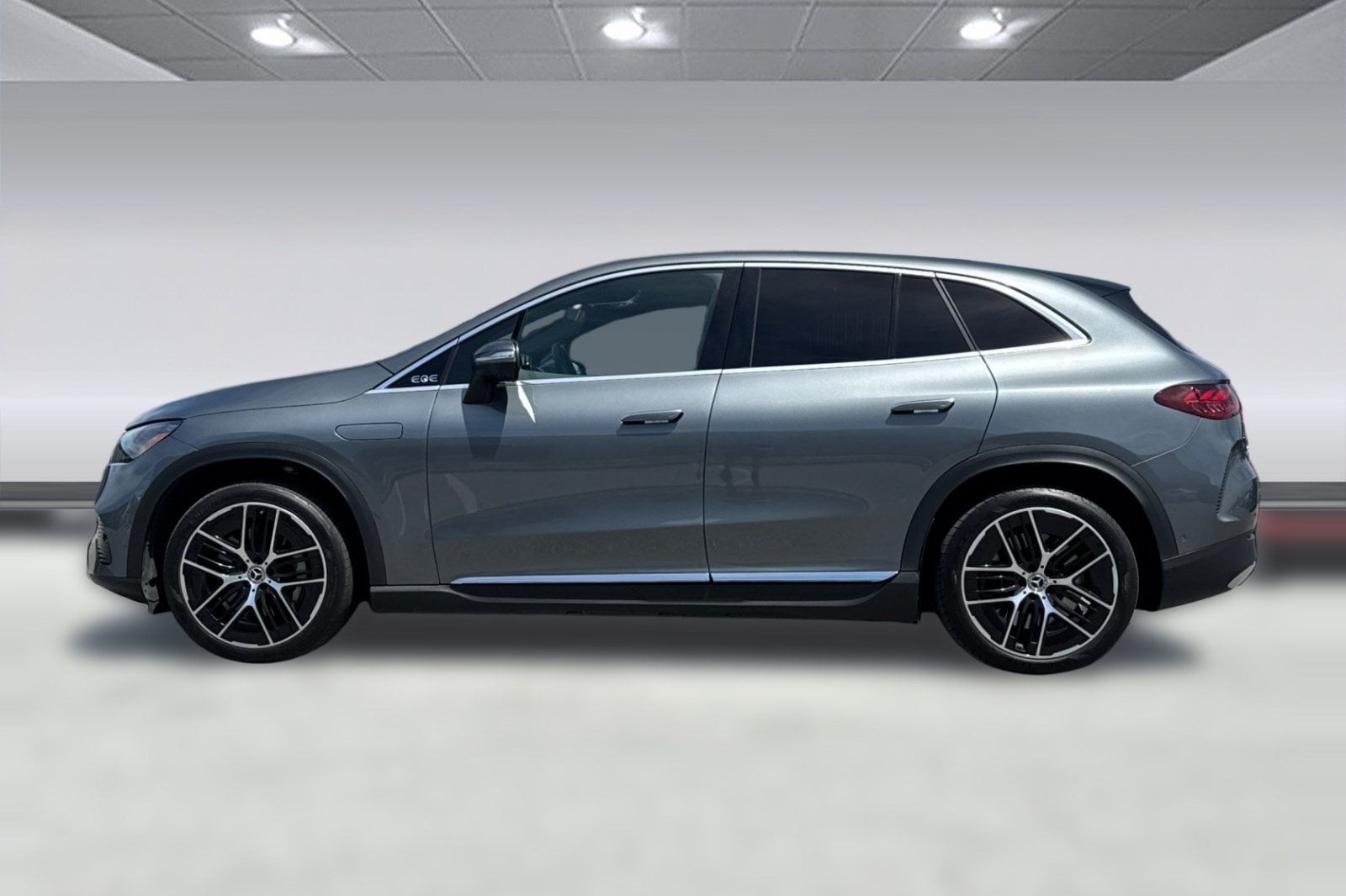 EQE 350 SUV