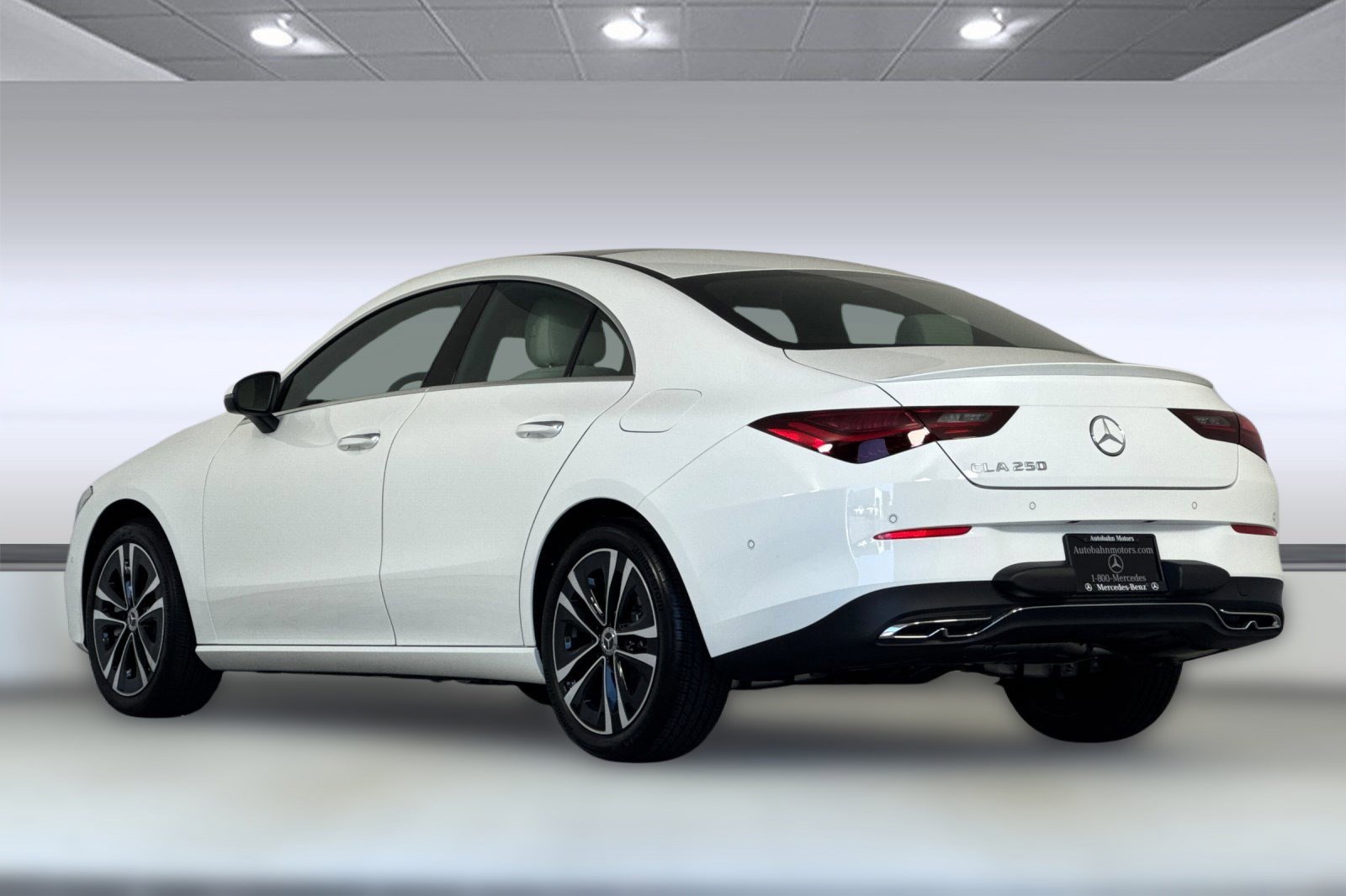 2025 Mercedes Benz CLA 250 photo 3