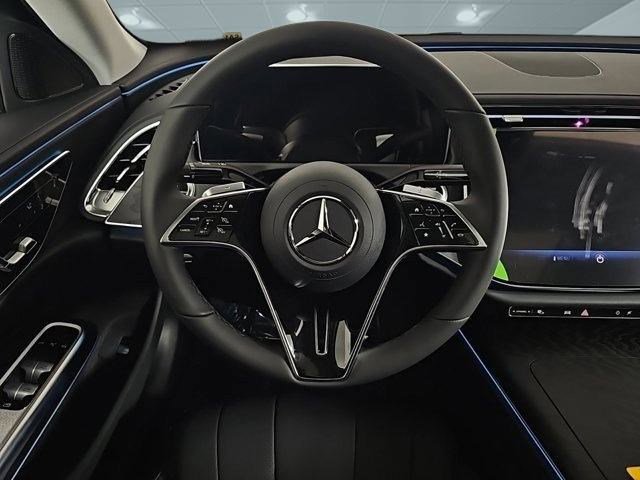 2025 Mercedes Benz E 350 Sedan photo 4