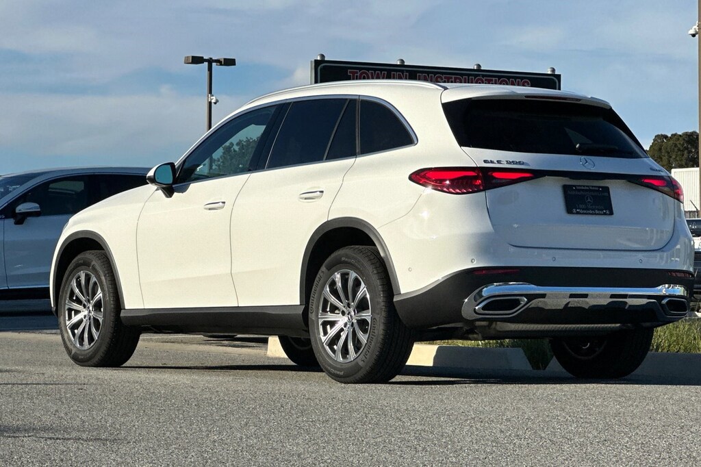 New 2026 Mercedes-Benz GLC 300 4MATIC SUV