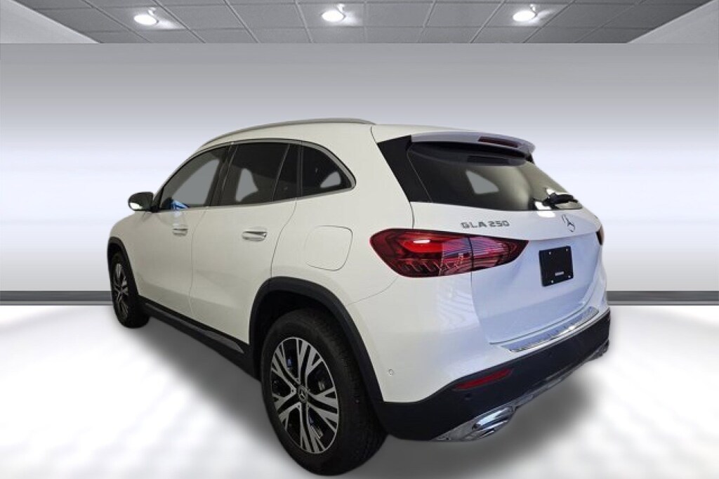 New 2025 Mercedes-Benz GLA 250 4MATIC SUV