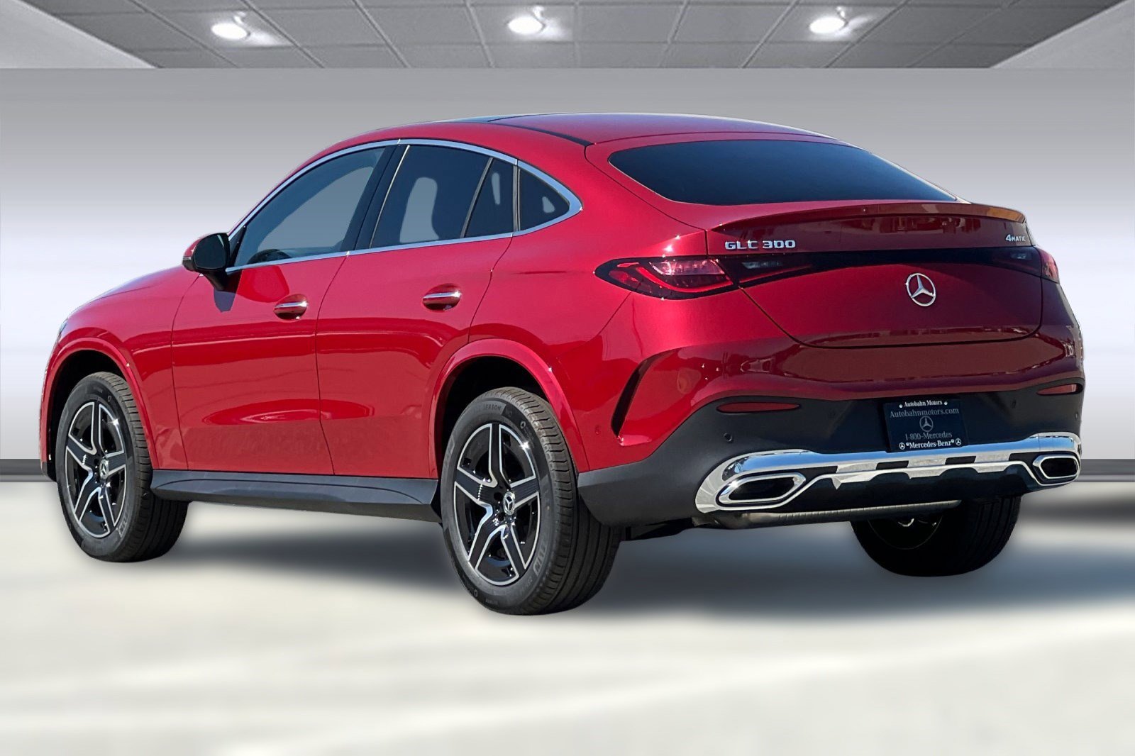 2026 Mercedes Benz GLC 300 4MATIC photo 3