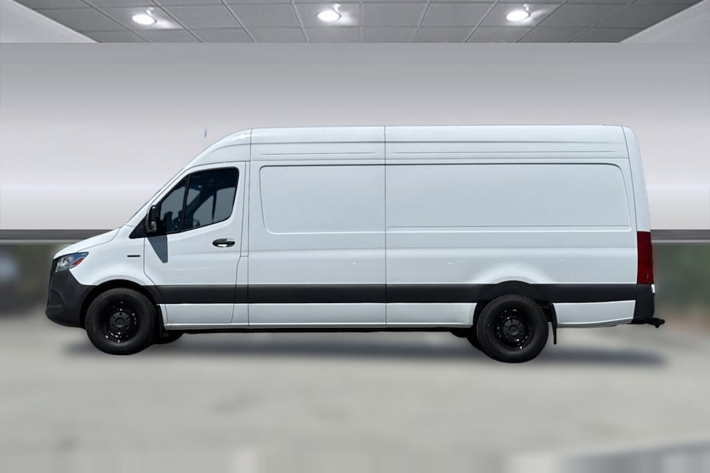 New 2024 Mercedes-Benz eSprinter 2500 High Roof HO Van Cargo Van