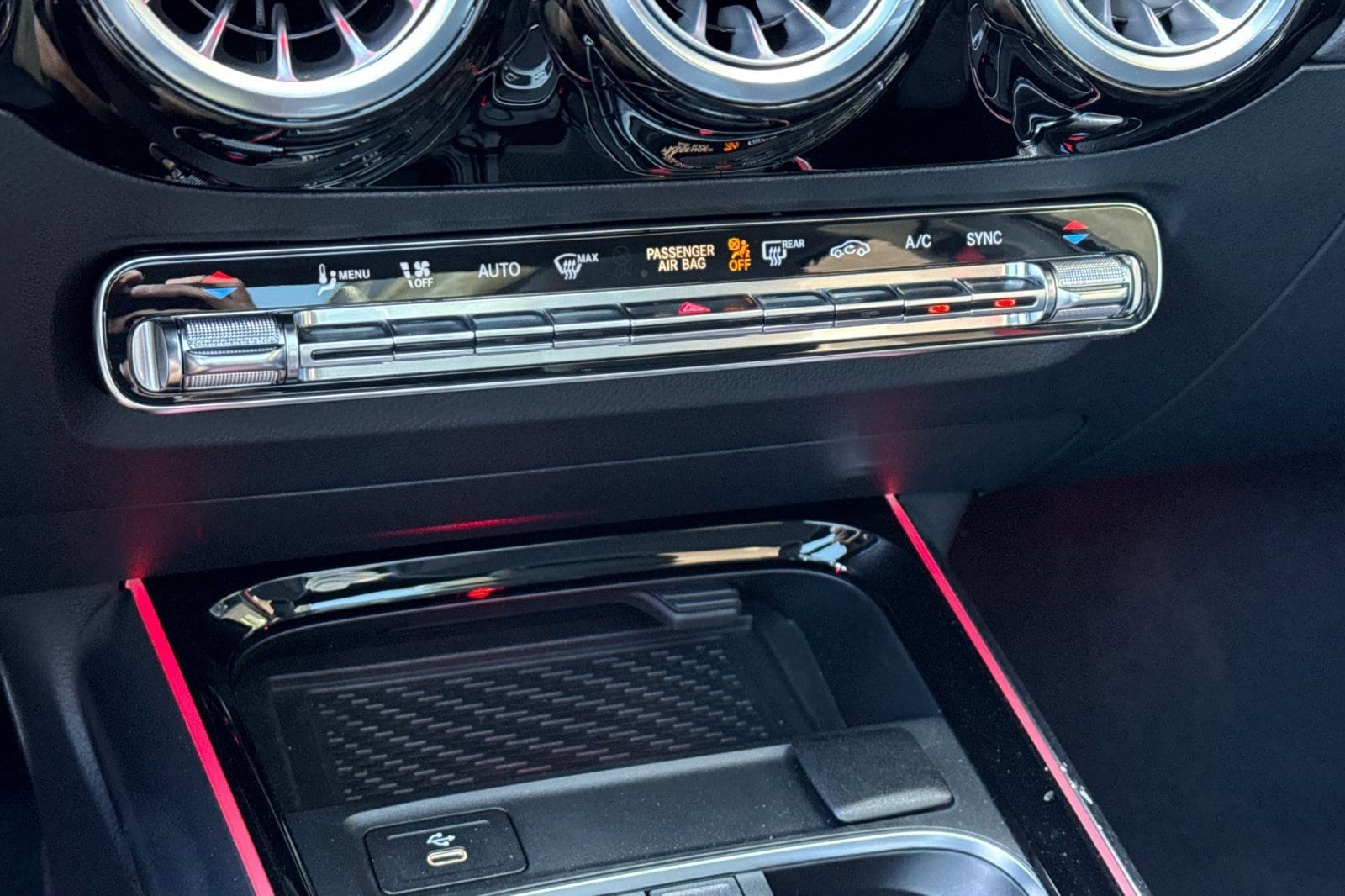 2025 Mercedes-Benz GLA GLA35 AMG - Photo 17