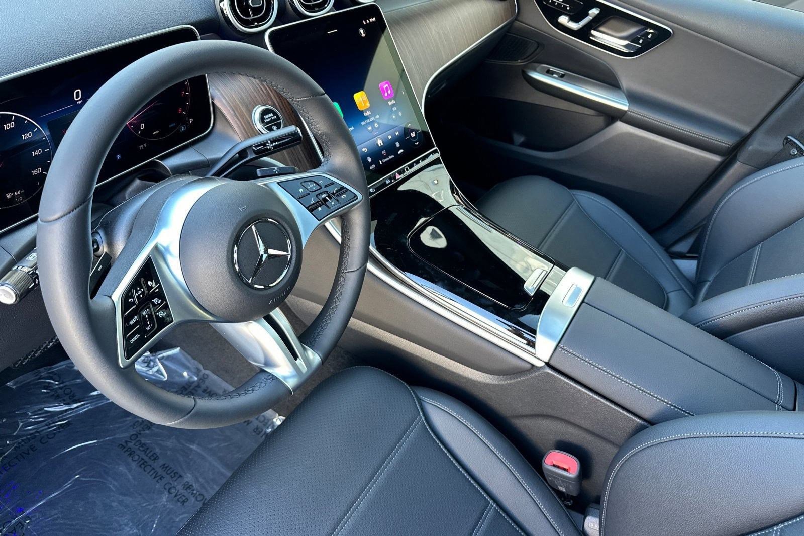 2026 Mercedes Benz GLC 300 4MATIC photo 4