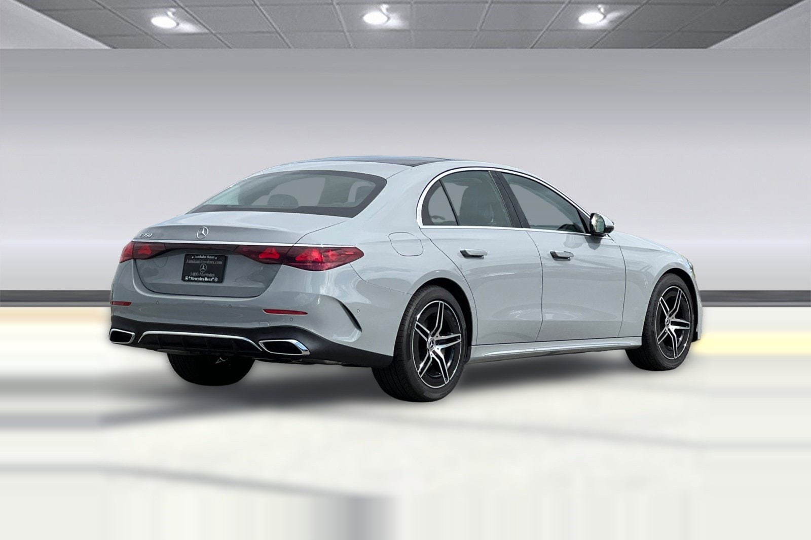 2026 Mercedes-Benz E-Class E 350 photo 3