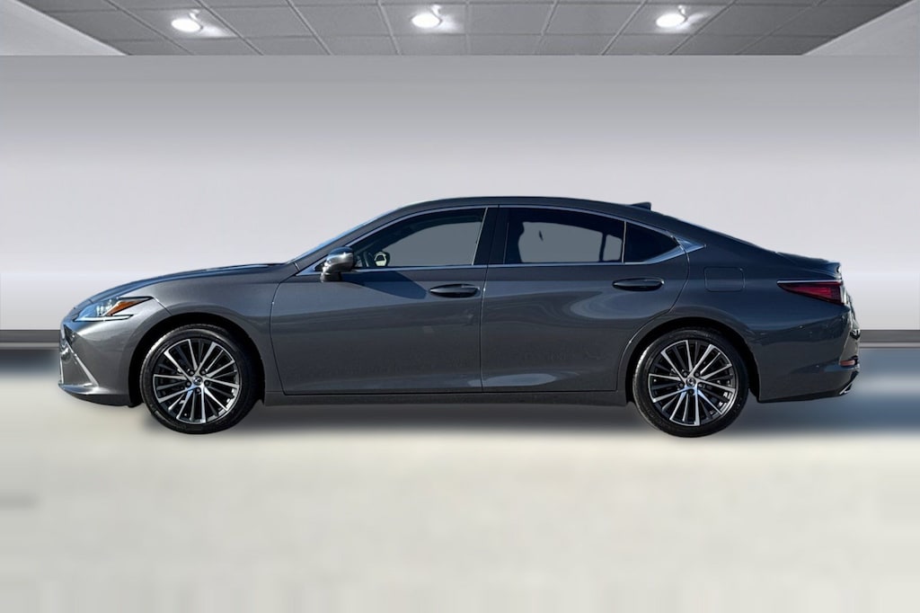 Used 2024 Lexus ES 350 Sedan