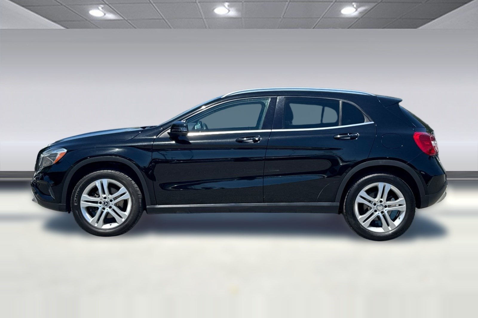Used 2017 Mercedes-Benz GLA-Class GLA250 with VIN WDCTG4GB4HJ336371 for sale in Belmont, CA