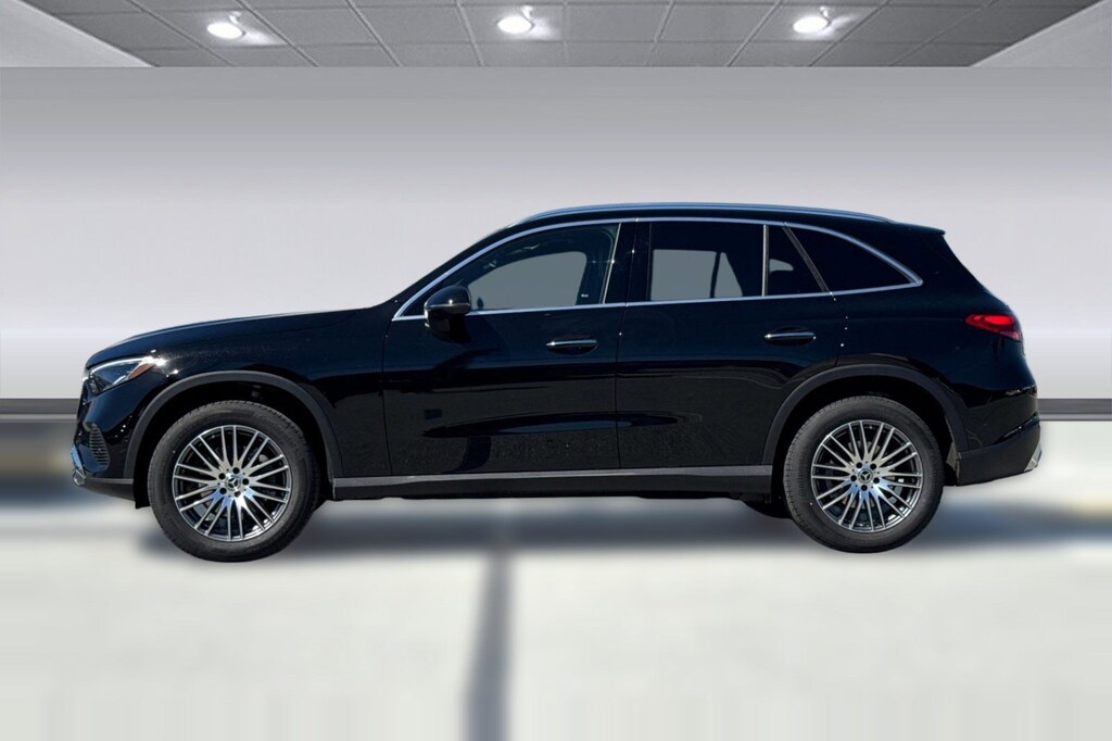 New 2026 Mercedes-Benz GLC 300 SUV
