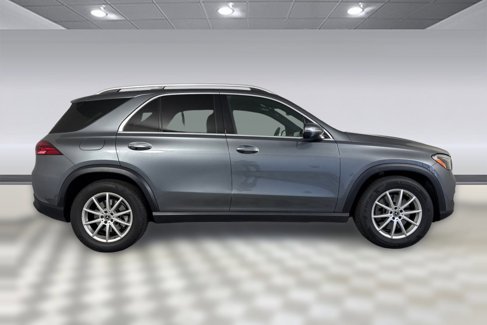 2024 Mercedes-Benz GLE 450e 4MATIC photo 3