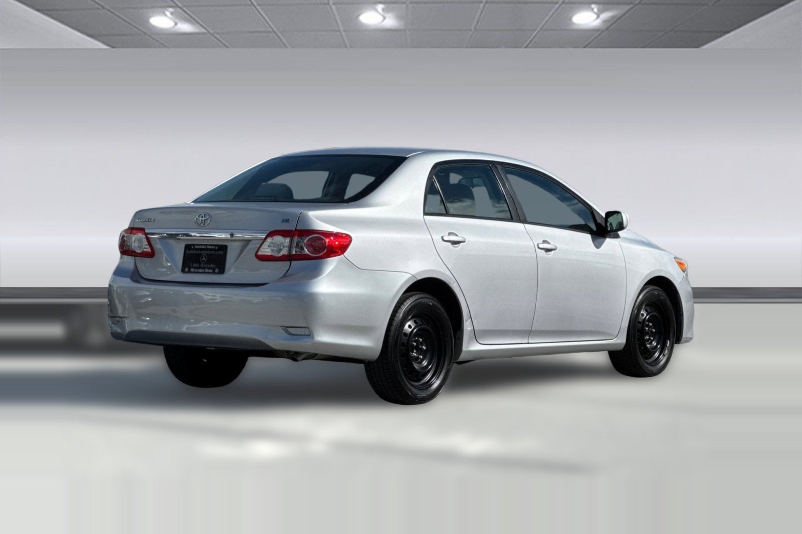 2012 Toyota Corolla LE photo 3