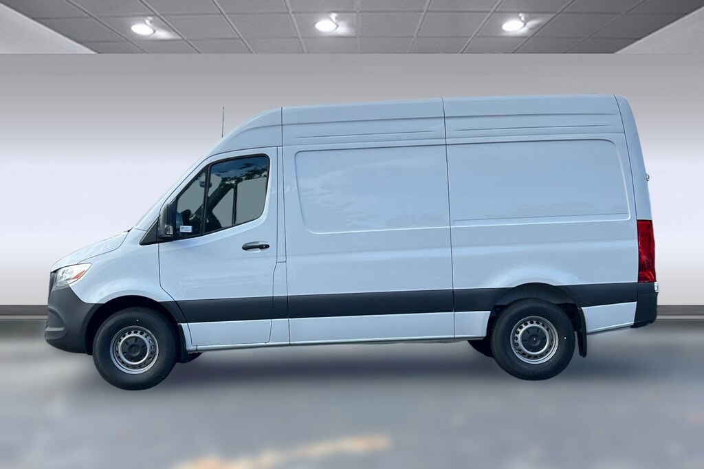 New 2025 Mercedes-Benz Sprinter 2500 Standard Roof 4-Cyl Diesel HO Van Cargo Van