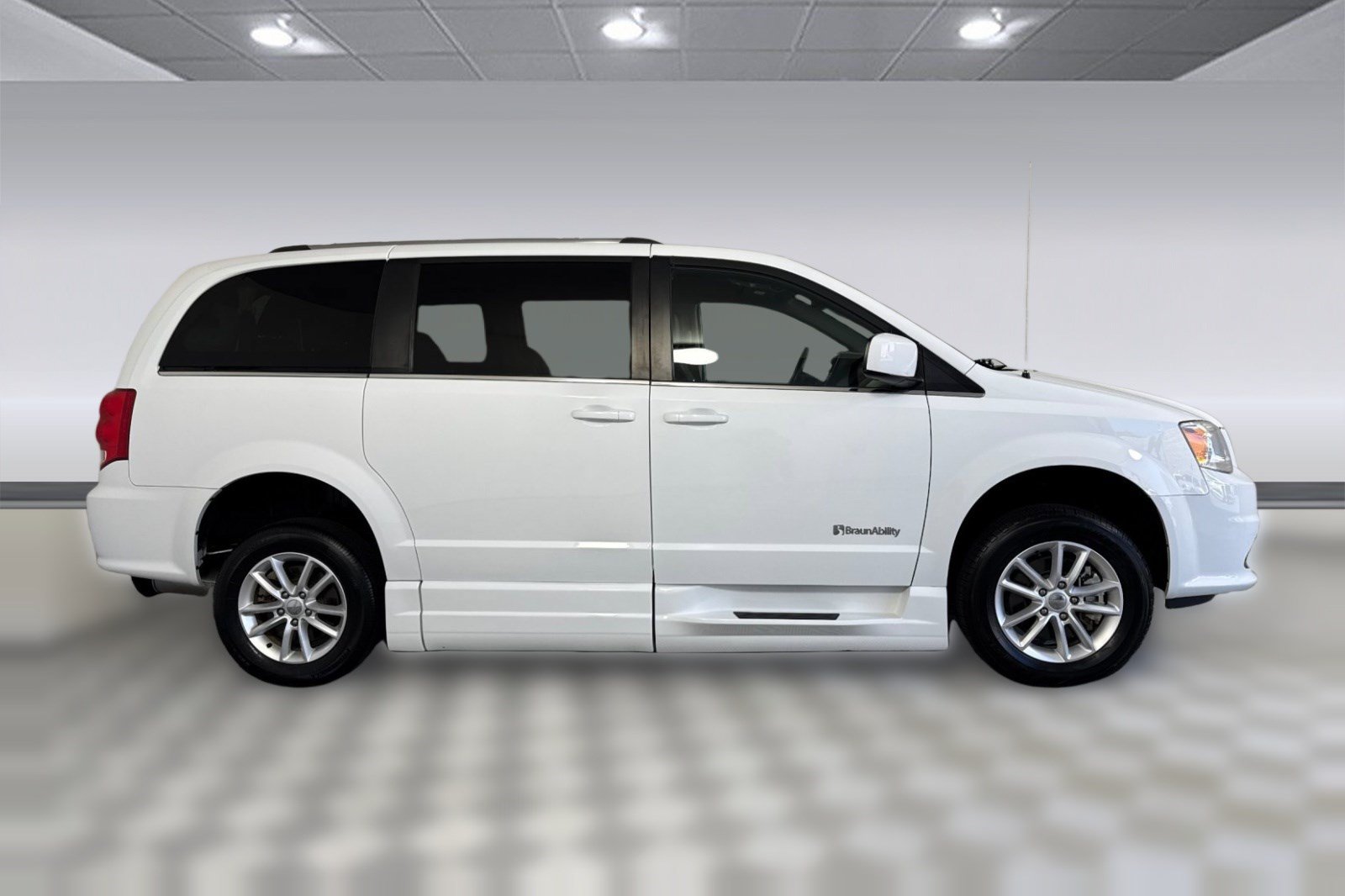 Grand Caravan SXT Van Passenger Van