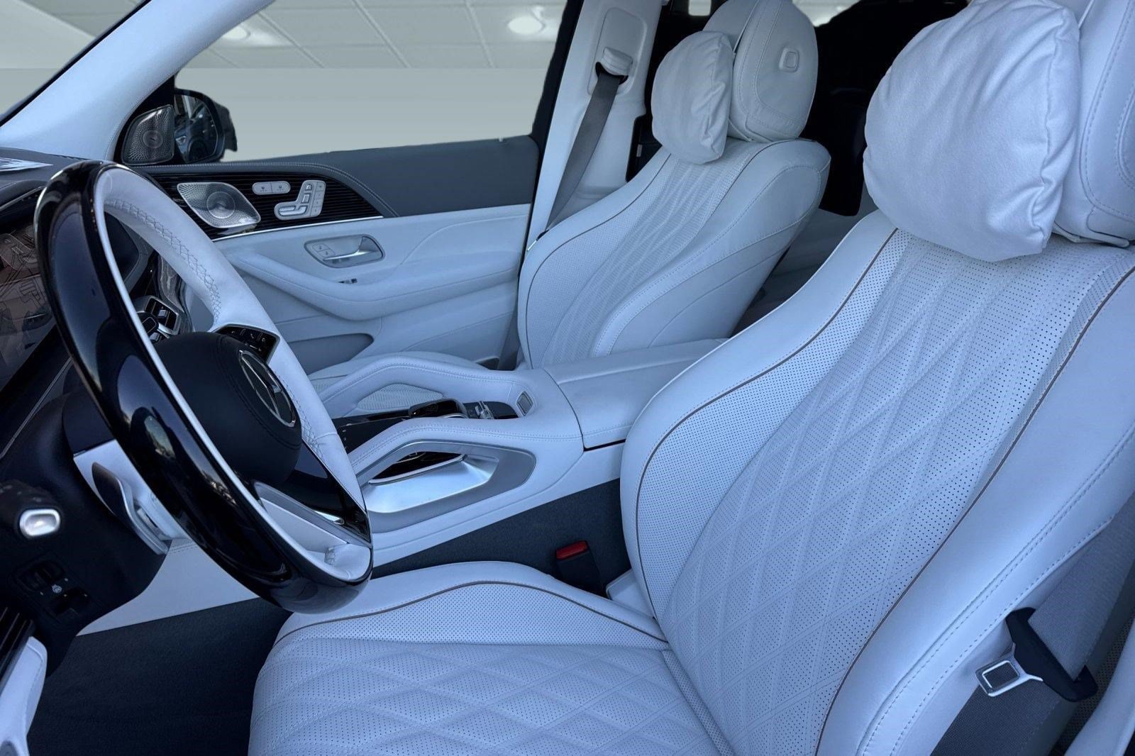 2026 Mercedes-Benz Maybach GLS 600 4MATIC SUV