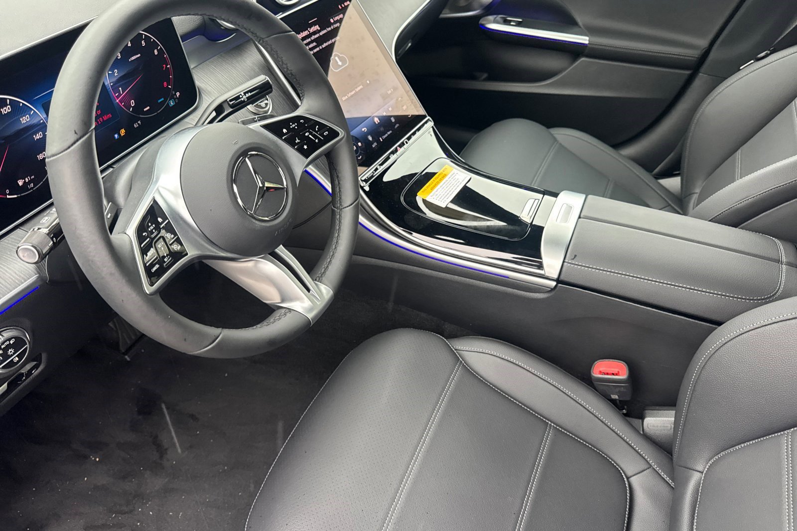 2025 Mercedes Benz C 300 4MATIC Sedan photo 4