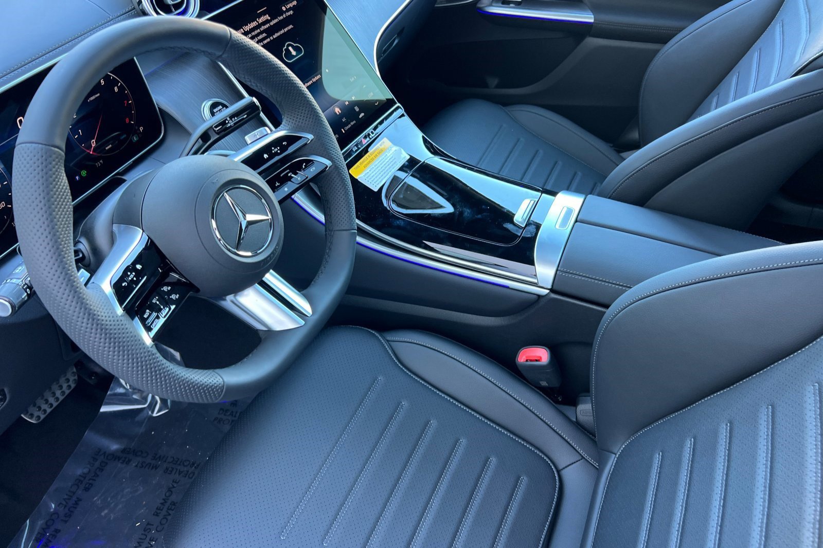 2026 Mercedes Benz GLC 300 4MATIC photo 4