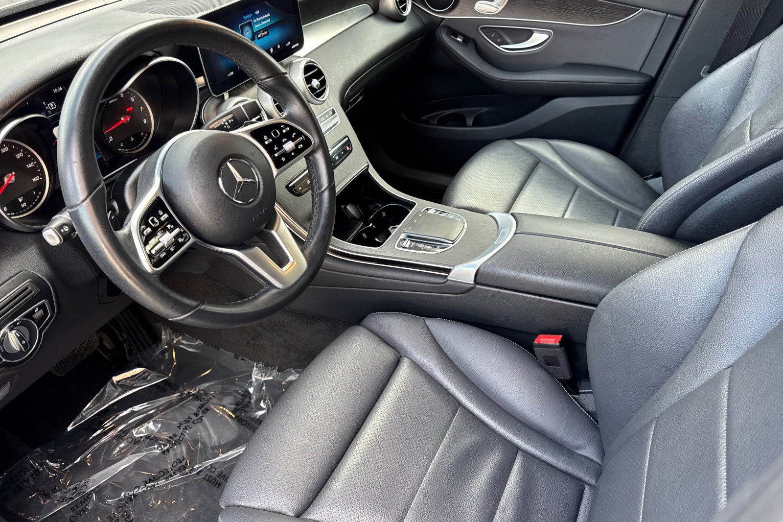 2022 Mercedes Benz GLC 300 4MATIC photo 4