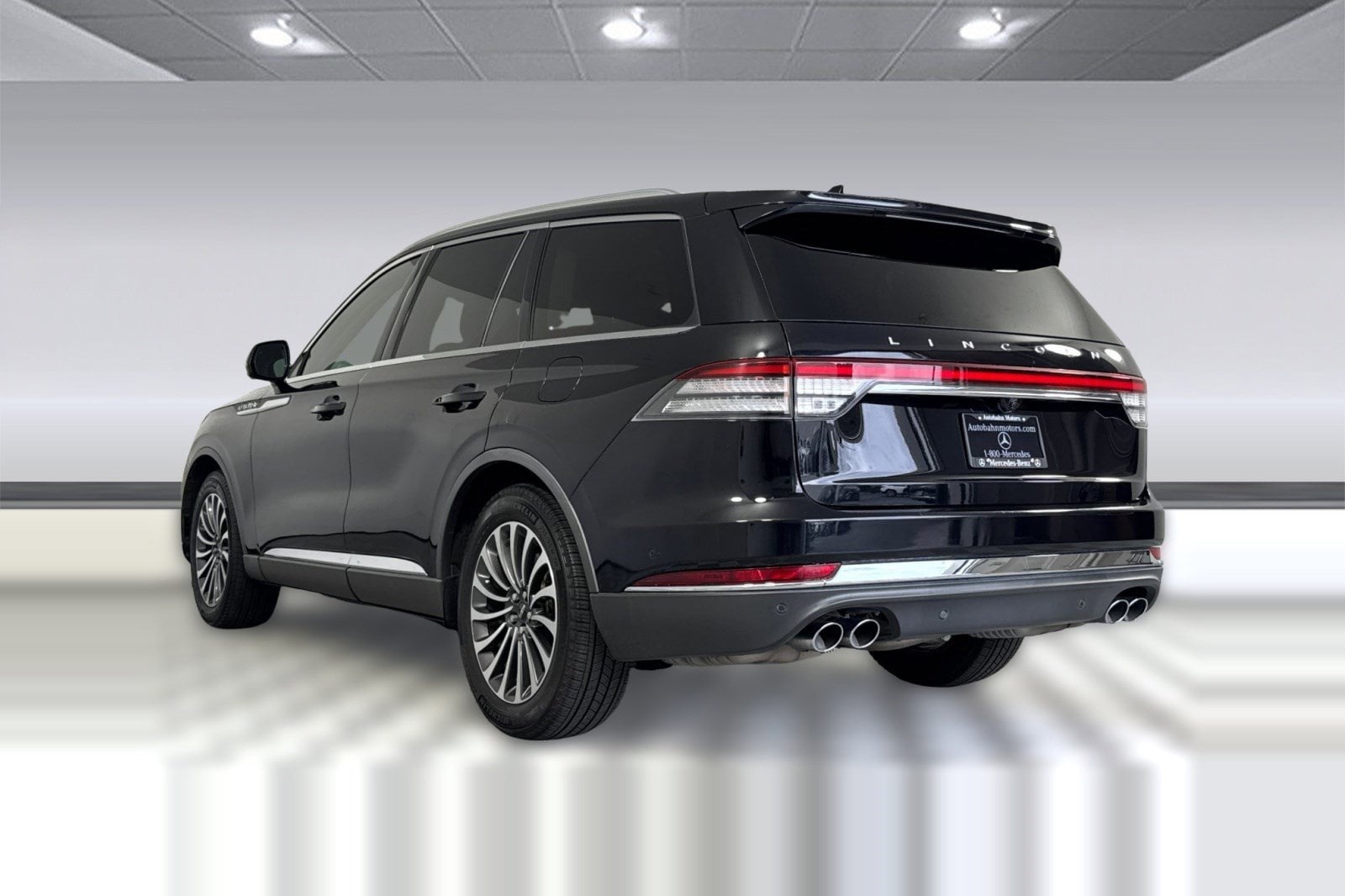 2021 Lincoln Aviator Reserve photo 2