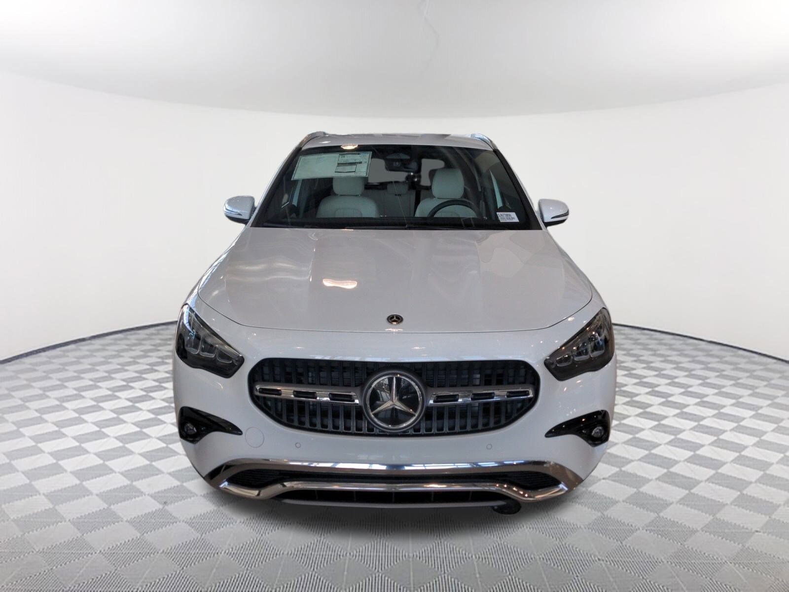 2025 Mercedes Benz GLA 250 photo 2