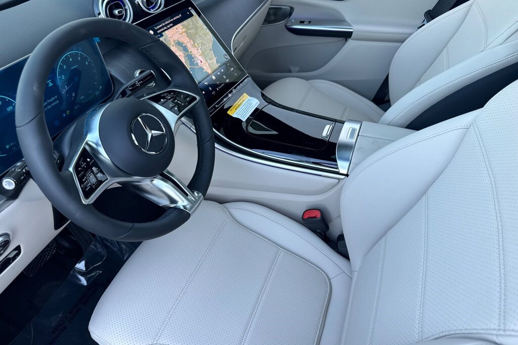 New 2026 Mercedes-Benz GLC 300 4MATIC SUV