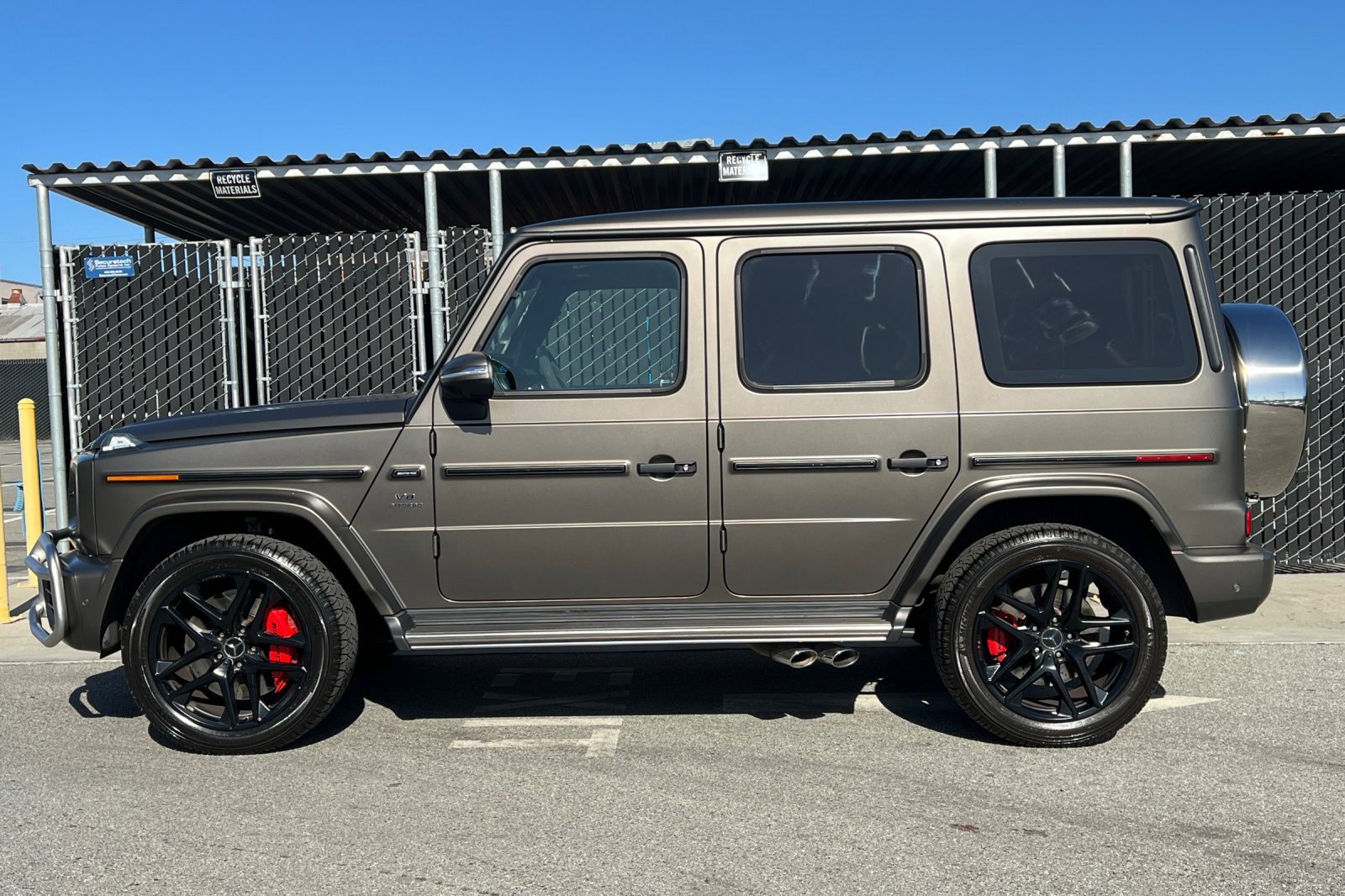 2023 Mercedes Benz G AMG 63 photo 2