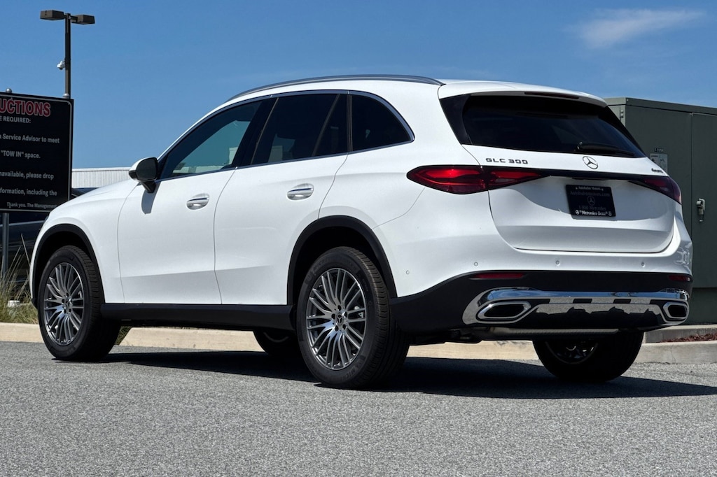 New 2027 Mercedes-Benz GLC 300 4MATIC SUV