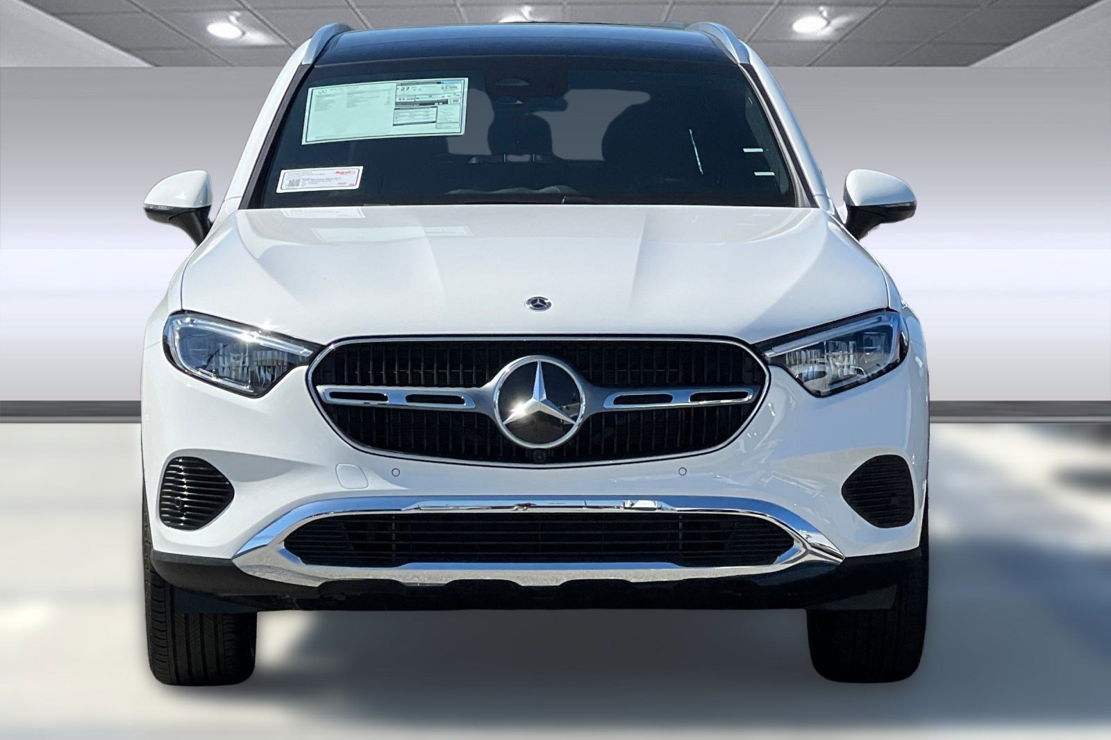 2026 Mercedes Benz GLC 300 photo 4